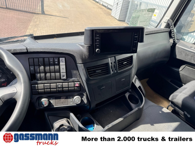 Iveco X-Way AD360X40Z/P 8x4 - Camión chasis: foto 4 Iveco X-Way AD360X40Z/P 8x4 - Camión chasis: foto 4