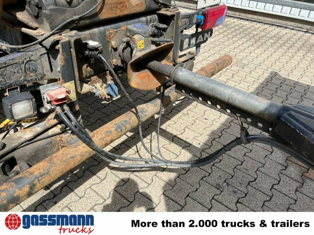 Krone AZP 18 - Remolque plataforma/ Caja abierta: foto 4 Krone AZP 18 - Remolque plataforma/ Caja abierta: foto 4