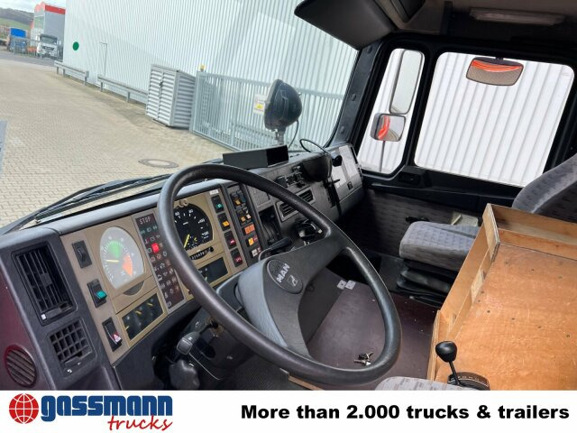 MAN 14.224 F 4x2 BB Doka, LF 16/18 - Camión de bomberos: foto 5 MAN 14.224 F 4x2 BB Doka, LF 16/18 - Camión de bomberos: foto 5