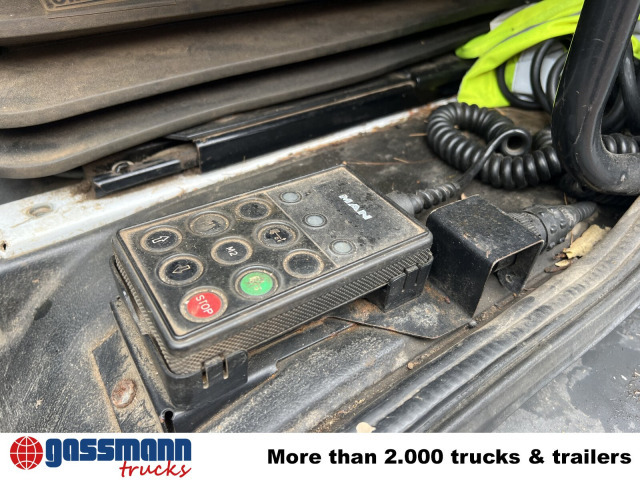 MAN LE 14.280 4x2 L, Maschinentransporter, 2x AHK - Camión caja abierta: foto 4 MAN LE 14.280 4x2 L, Maschinentransporter, 2x AHK - Camión caja abierta: foto 4