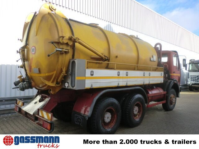 MORO SPA Saugaufbau ca. 14m³, Kippbar - Camión cisterna: foto 3 MORO SPA Saugaufbau ca. 14m³, Kippbar - Camión cisterna: foto 3