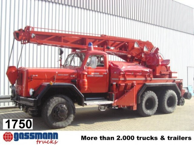 Magirus Deutz MAGIRUS URANUS 250D22 KW 16 Feuerwehr Kranwagen - Camión de bomberos, Camión grúa: foto 1 Magirus Deutz MAGIRUS URANUS 250D22 KW 16 Feuerwehr Kranwagen - Camión de bomberos, Camión grúa: foto 1