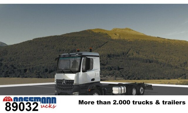 Mercedes-Benz Arocs 2553 L 6x2, Lenk-/liftachse, Navi, - Camión chasis: foto 1 Mercedes-Benz Arocs 2553 L 6x2, Lenk-/liftachse, Navi, - Camión chasis: foto 1