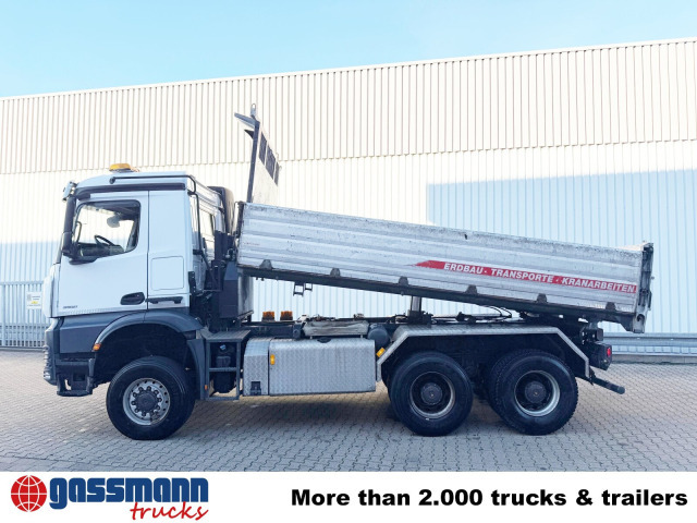 Camión volquete Mercedes-Benz Arocs 3351 AK 6x6, Retarder, Grounder,: foto 15