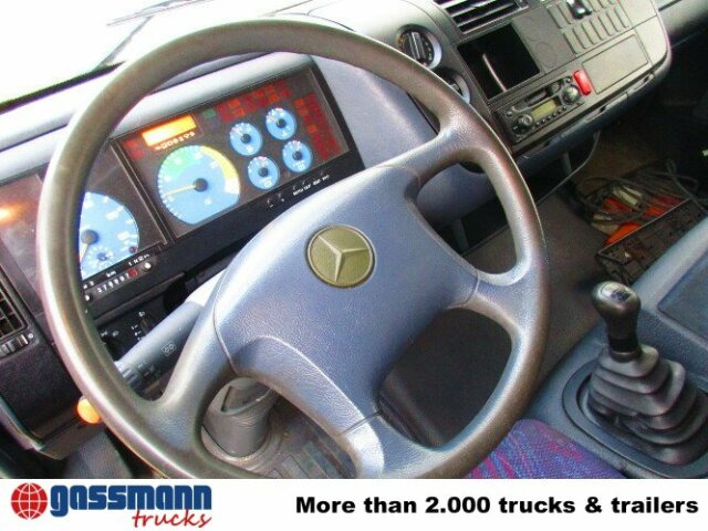 Mercedes-Benz Atego 815 4x2 - Camión caja cerrada: foto 3 Mercedes-Benz Atego 815 4x2 - Camión caja cerrada: foto 3