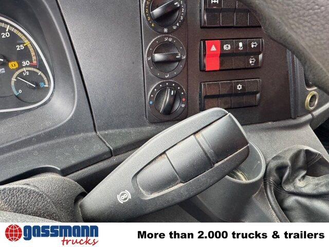 Mercedes-Benz Atego 823 K 4x2, 2x AHK - Camión volquete: foto 5 Mercedes-Benz Atego 823 K 4x2, 2x AHK - Camión volquete: foto 5
