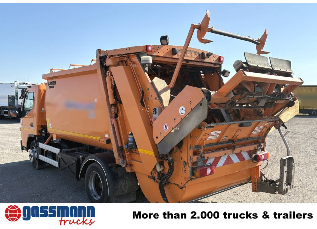 Mitsubishi Fuso 7C18 4x2, Zöller Micro XL 7, Zöller - Barredora vial: foto 4 Mitsubishi Fuso 7C18 4x2, Zöller Micro XL 7, Zöller - Barredora vial: foto 4