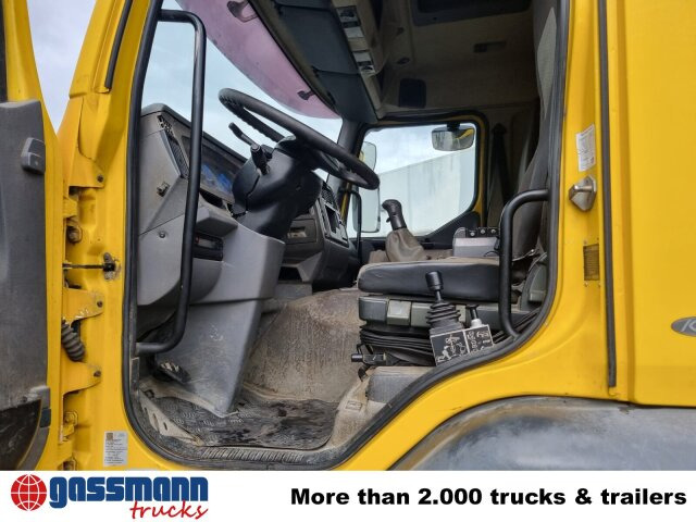 Renault Kerax 380.26 6x4, Bordmatik links - Camión volquete: foto 2 Renault Kerax 380.26 6x4, Bordmatik links - Camión volquete: foto 2