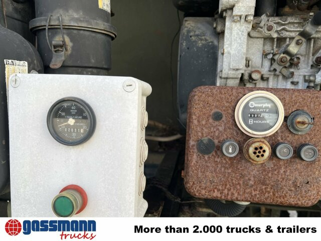 Renault Midliner S170 4x4, 6000l Wassertank - Camión cisterna: foto 2 Renault Midliner S170 4x4, 6000l Wassertank - Camión cisterna: foto 2