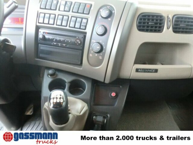 Renault Midlum 220 DXi 4x2 - Camión transporte de bebidas: foto 3 Renault Midlum 220 DXi 4x2 - Camión transporte de bebidas: foto 3