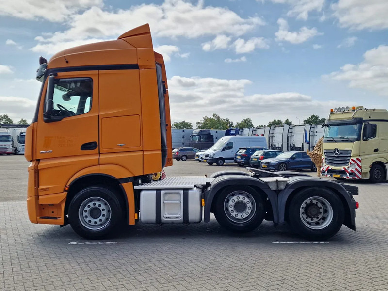 Mercedes-Benz Actros 2543 6x2 - Streamspace - Euro 6 - Sliding 5th wheel - Fridge - Steel/air suspension - Cabeza tractora: foto 4 Mercedes-Benz Actros 2543 6x2 - Streamspace - Euro 6 - Sliding 5th wheel - Fridge - Steel/air suspension - Cabeza tractora: foto 4