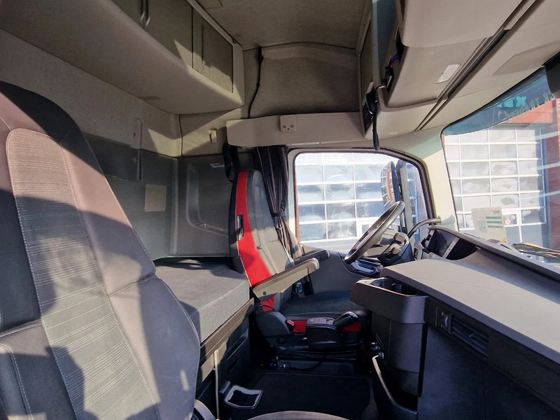 Cabeza tractora Volvo FH 13.500 Globetrotter 4x2 - I parkcool - Full air - Low KM 347Tkm - Fridge: foto 18