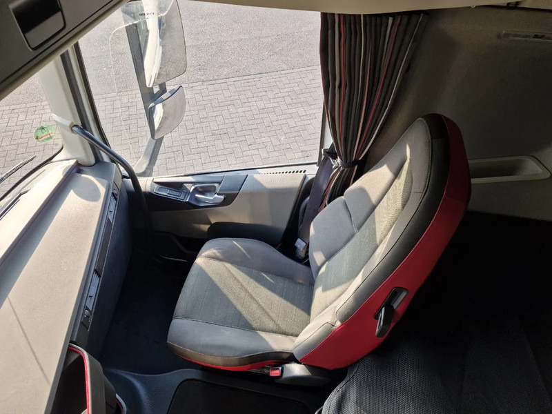 Cabeza tractora Volvo FH 13.500 Globetrotter 4x2 - I parkcool - Full air - Low KM 347Tkm - Fridge: foto 16