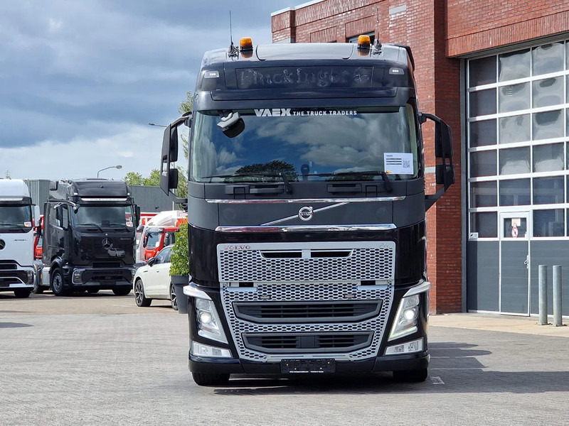 Volvo FH 13.540 Globetrotter 6x2 - Full air - VEB+ - Led - Cabeza tractora: foto 2 Volvo FH 13.540 Globetrotter 6x2 - Full air - VEB+ - Led - Cabeza tractora: foto 2