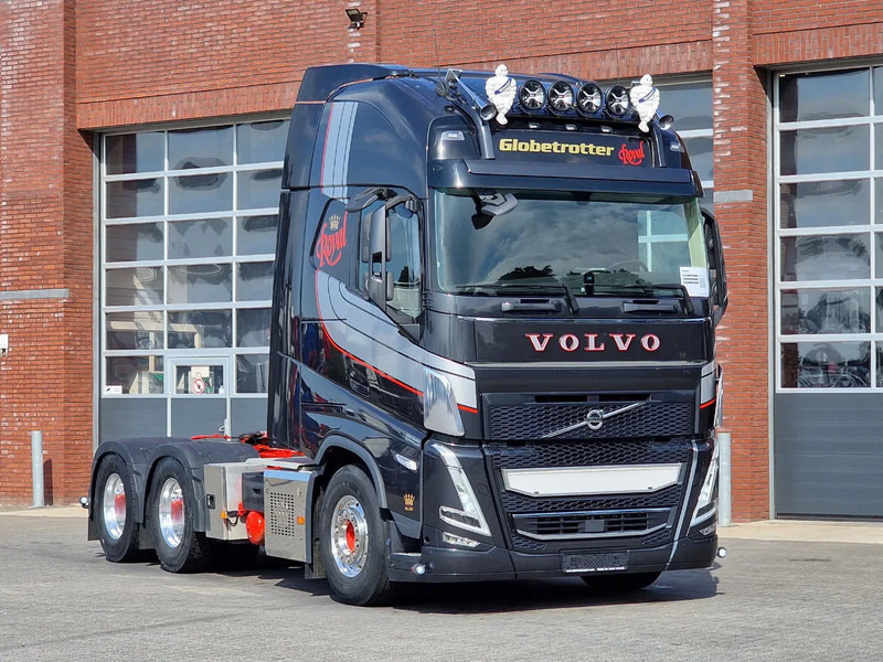Volvo FH 13.540 Globetrotterl XL 6x4 - Royal - Retarder - Full air - 3.40 WB - Low KM - Cabeza tractora: foto 1 Volvo FH 13.540 Globetrotterl XL 6x4 - Royal - Retarder - Full air - 3.40 WB - Low KM - Cabeza tractora: foto 1