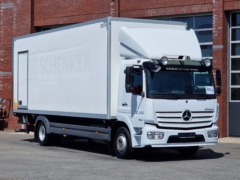 Mercedes-Benz Atego 1524 Box with sidedoors - Zepro loadlift - Full air - Euro 6 - Automatic - Camera system - Camión caja cerrada: foto 1 Mercedes-Benz Atego 1524 Box with sidedoors - Zepro loadlift - Full air - Euro 6 - Automatic - Camera system - Camión caja cerrada: foto 1