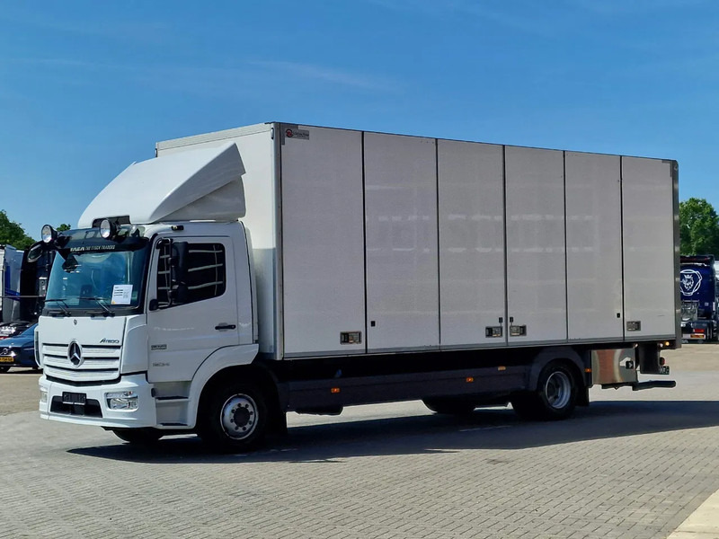 Mercedes-Benz Atego 1524 Box with sidedoors - Zepro loadlift - Full air - Euro 6 - Automatic - Camera system - Camión caja cerrada: foto 3 Mercedes-Benz Atego 1524 Box with sidedoors - Zepro loadlift - Full air - Euro 6 - Automatic - Camera system - Camión caja cerrada: foto 3