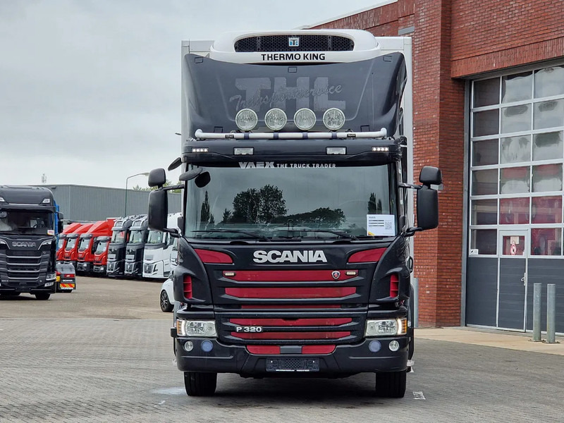 Scania P320 6x2*4 - Thermoking T-1200 R Frigo - Zepro Loadlift - Euro 6 - Steering axle - Full air - Camión isotérmico: foto 2 Scania P320 6x2*4 - Thermoking T-1200 R Frigo - Zepro Loadlift - Euro 6 - Steering axle - Full air - Camión isotérmico: foto 2