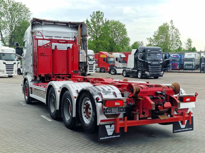 Scania R490 8x4*4 - HIAB XR24SL58 24T hooklift - Euro 6 - Full air - Steering axle - Camión multibasculante: foto 5 Scania R490 8x4*4 - HIAB XR24SL58 24T hooklift - Euro 6 - Full air - Steering axle - Camión multibasculante: foto 5