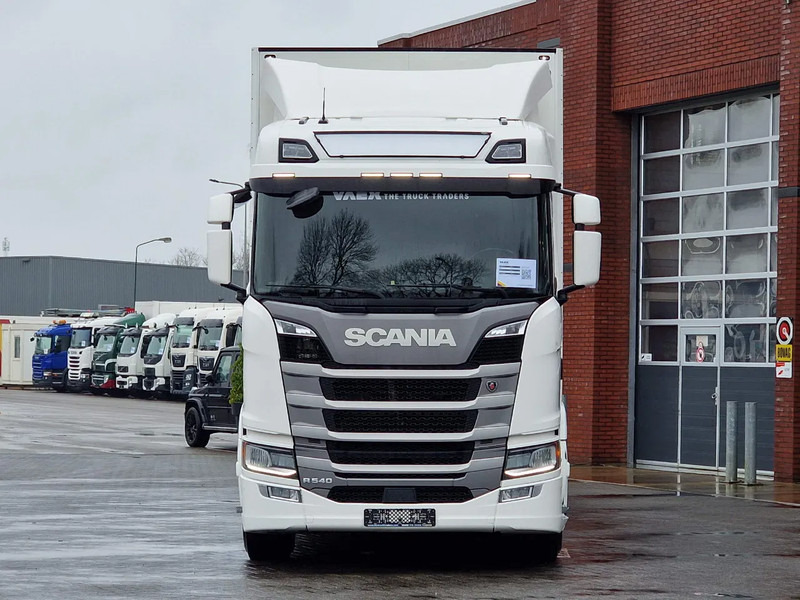 Scania R540 NGS 6x2 - Thermoking Bi Temp Frigo - Schmiz koffer - Retarder - Full air - Leather - Led - Navi - Camión isotérmico: foto 2 Scania R540 NGS 6x2 - Thermoking Bi Temp Frigo - Schmiz koffer - Retarder - Full air - Leather - Led - Navi - Camión isotérmico: foto 2
