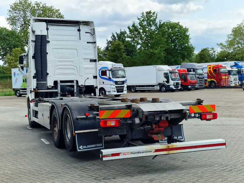 Volvo FH 13.500 Globetrotter XL 6x2 - BDF - Retarder - I parkcool - Full air - 4.90 WB - Camión portacontenedore/ Intercambiable: foto 5 Volvo FH 13.500 Globetrotter XL 6x2 - BDF - Retarder - I parkcool - Full air - 4.90 WB - Camión portacontenedore/ Intercambiable: foto 5