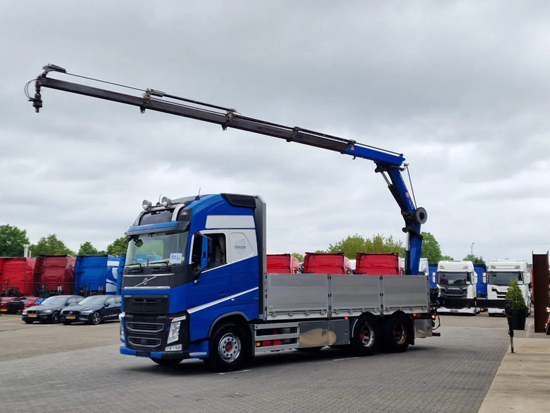 Volvo FH 13.540 Globetrotter 6x4 - HMF 1920K with remote year 2019 - Full air - Leather - Camión grúa: foto 3 Volvo FH 13.540 Globetrotter 6x4 - HMF 1920K with remote year 2019 - Full air - Leather - Camión grúa: foto 3