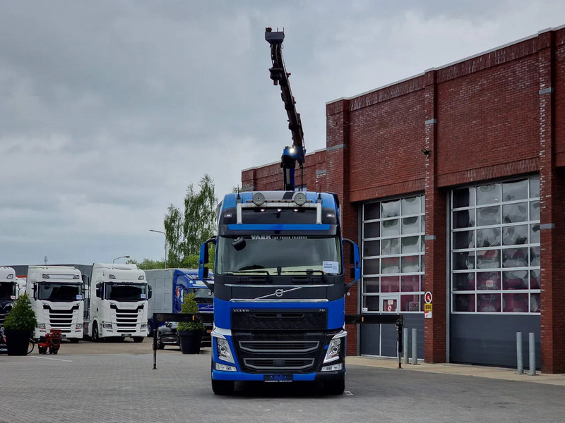 Volvo FH 13.540 Globetrotter 6x4 - HMF 1920K with remote year 2019 - Full air - Leather - Camión grúa: foto 2 Volvo FH 13.540 Globetrotter 6x4 - HMF 1920K with remote year 2019 - Full air - Leather - Camión grúa: foto 2