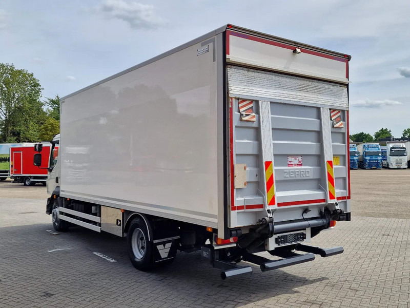 Volvo FL 250 Closed box - Loadlift - Automatic gearbox - Camera - Camión caja cerrada: foto 5 Volvo FL 250 Closed box - Loadlift - Automatic gearbox - Camera - Camión caja cerrada: foto 5