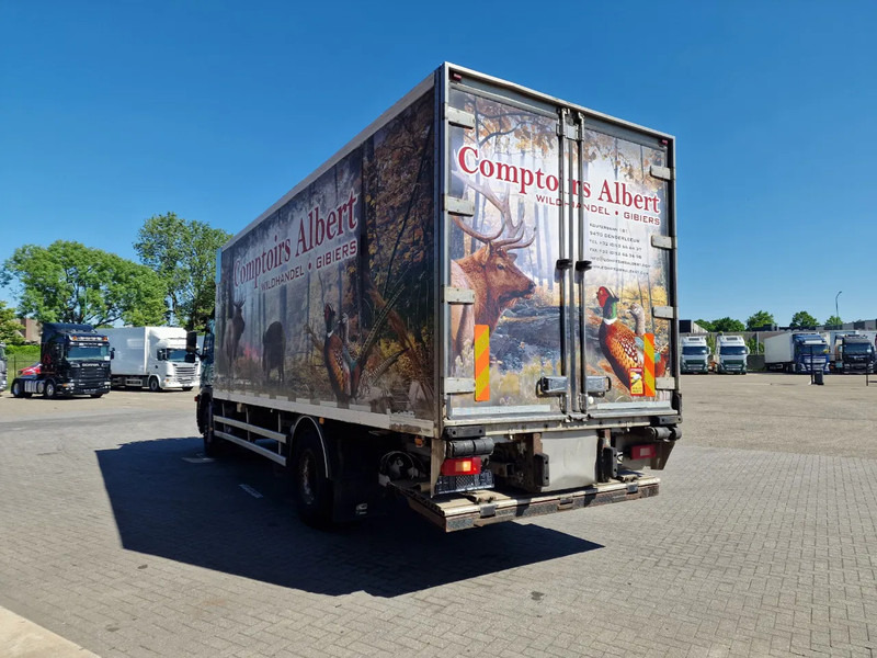 Volvo FM 12.380 4x2 - Frigo Carrier Supra - Loadlift - Hooks/Rohrbahnen/Vleeshang - Camión frigorífico: foto 5 Volvo FM 12.380 4x2 - Frigo Carrier Supra - Loadlift - Hooks/Rohrbahnen/Vleeshang - Camión frigorífico: foto 5