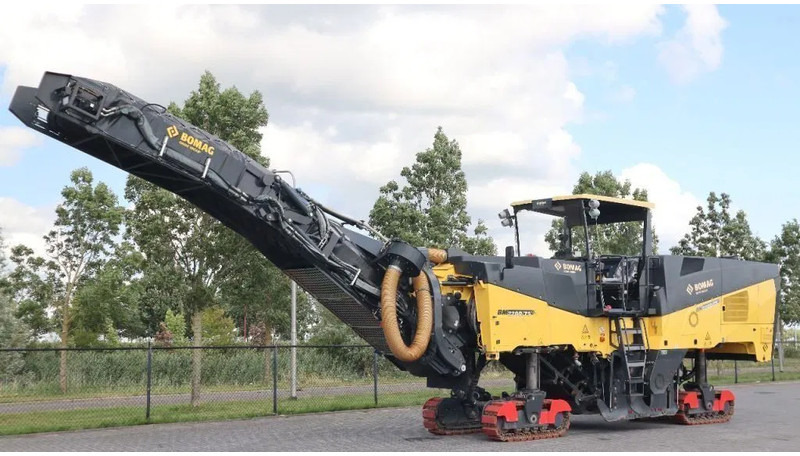 Bomag BM 2200/75 | COLD PLANER | NEW CONDITION! - Construcción de carreteras: foto 3 Bomag BM 2200/75 | COLD PLANER | NEW CONDITION! - Construcción de carreteras: foto 3