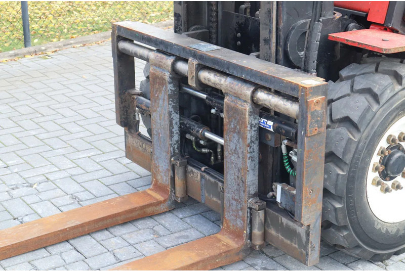 Carretilla elevadora diésel Clark CPD50S | 5 TON | DUPLEX | HYDR. FORKS: foto 11 Carretilla elevadora diésel Clark CPD50S | 5 TON | DUPLEX | HYDR. FORKS: foto 11