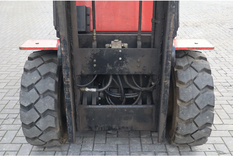 Carretilla elevadora diésel Clark CPD50S | 5 TON | DUPLEX | HYDR. FORKS: foto 9 Carretilla elevadora diésel Clark CPD50S | 5 TON | DUPLEX | HYDR. FORKS: foto 9