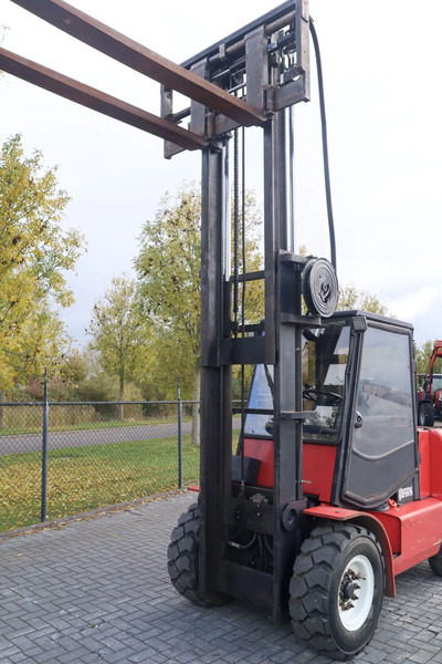 Carretilla elevadora diésel Clark CPD50S | 5 TON | DUPLEX | HYDR. FORKS: foto 8 Carretilla elevadora diésel Clark CPD50S | 5 TON | DUPLEX | HYDR. FORKS: foto 8