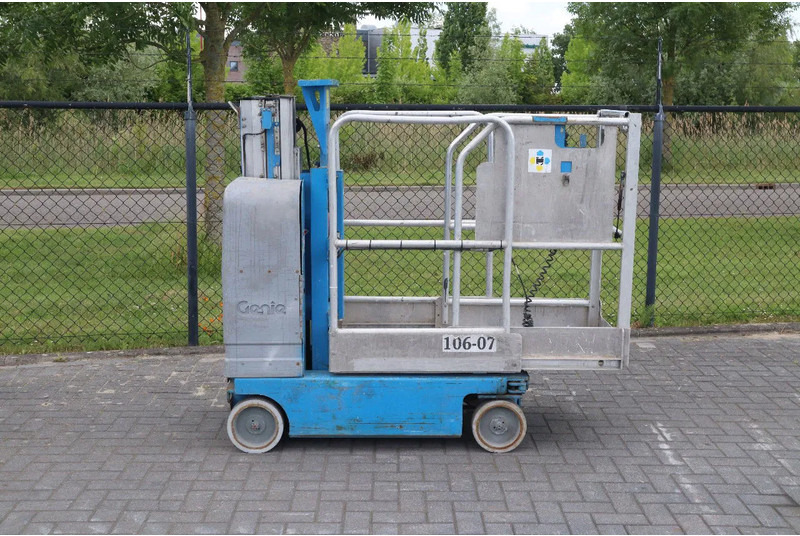 Genie GR-12 | 5.45 METER | 227 KG | MULTIPLE UNITS - Plataforma elevadora: foto 4 Genie GR-12 | 5.45 METER | 227 KG | MULTIPLE UNITS - Plataforma elevadora: foto 4