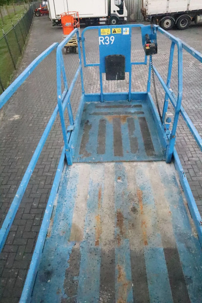 Plataforma de tijeras Genie GS-3246 | 12 METER | 318 KG: foto 14