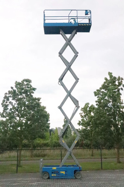 Plataforma de tijeras Genie GS-3246 | 12 METER | 318 KG: foto 7