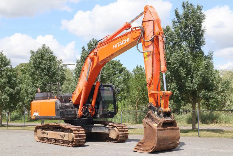 Hitachi ZX350LC-6 | 90% UNDERCARRIAGE | BUCKET | HAMMERLINES - Excavadora de cadenas: foto 5 Hitachi ZX350LC-6 | 90% UNDERCARRIAGE | BUCKET | HAMMERLINES - Excavadora de cadenas: foto 5