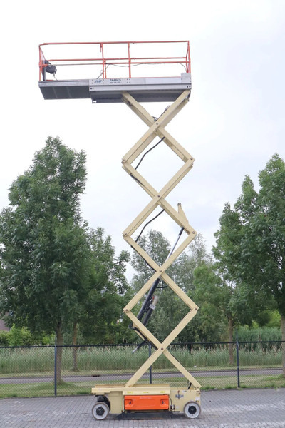 Plataforma de tijeras JLG 2646 ES | 10 METER | 450 KG: foto 7