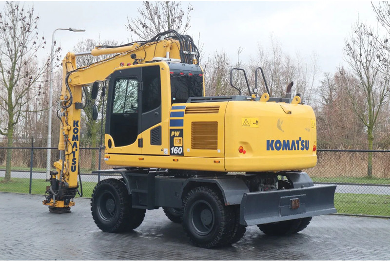 Komatsu PW 160-10 | ROTOTILT | NEW TIRES - Excavadora de ruedas: foto 3 Komatsu PW 160-10 | ROTOTILT | NEW TIRES - Excavadora de ruedas: foto 3