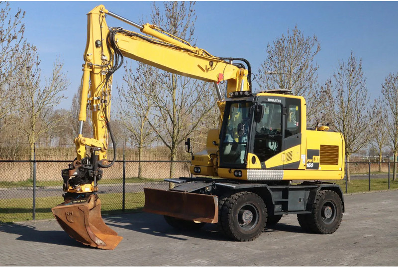 Komatsu PW160-11 | ENGCON TILTROTATOR | BUCKET | TRAILER HYDR. - Excavadora de ruedas: foto 2 Komatsu PW160-11 | ENGCON TILTROTATOR | BUCKET | TRAILER HYDR. - Excavadora de ruedas: foto 2