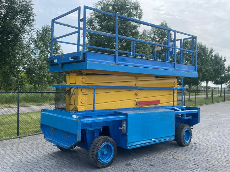 Liftlux SL172-18E2WD | 19.2 METER | NOT WORKING - Plataforma de tijeras: foto 3 Liftlux SL172-18E2WD | 19.2 METER | NOT WORKING - Plataforma de tijeras: foto 3