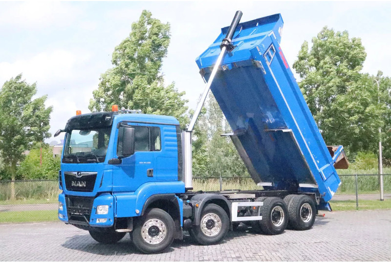 MAN TGS 35.500 | 8X4 | BIG AXLES | RETARDER | EURO 6 - Camión volquete: foto 1 MAN TGS 35.500 | 8X4 | BIG AXLES | RETARDER | EURO 6 - Camión volquete: foto 1