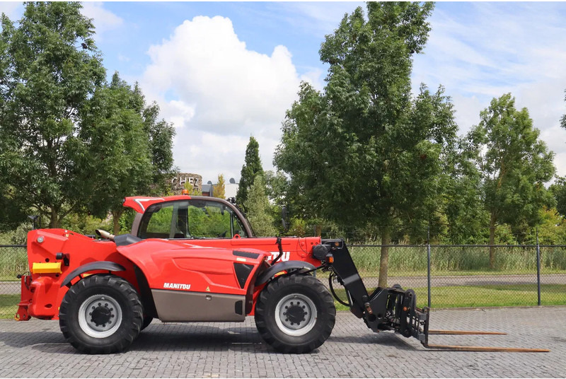 Manitou MLT 960 | SWING HYDR. QUICK COUPLER | HYDR. FORKS | BUCKET - Manipulador telescópico: foto 4 Manitou MLT 960 | SWING HYDR. QUICK COUPLER | HYDR. FORKS | BUCKET - Manipulador telescópico: foto 4