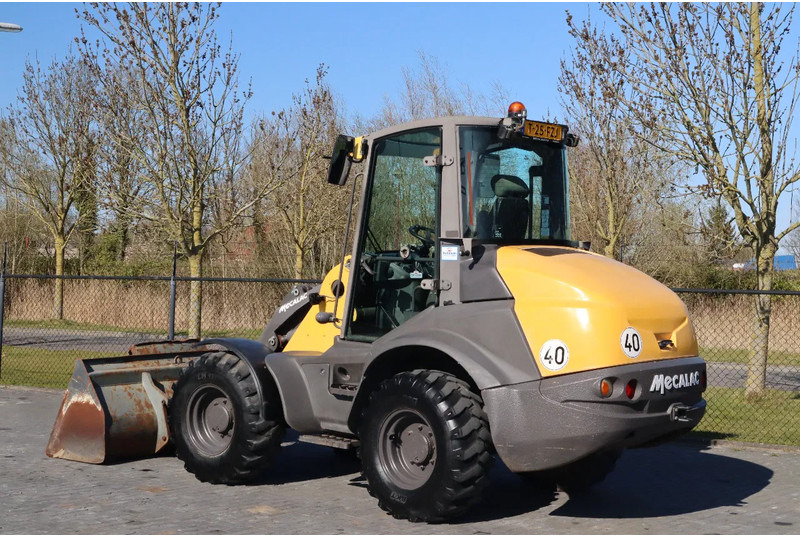 Mecalac AF 1050 | BUCKET | QUICK COUPLER | DUTCH REGISTRATION - Excavadora de ruedas: foto 3 Mecalac AF 1050 | BUCKET | QUICK COUPLER | DUTCH REGISTRATION - Excavadora de ruedas: foto 3
