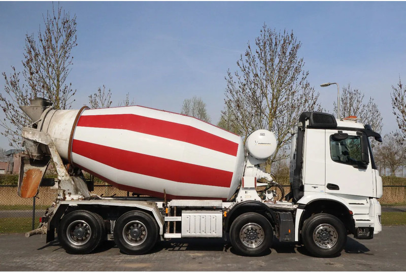 Mercedes-Benz Arocs 3251 | 8X4 | INTERMIX 10M3 | BIG AXLES | EURO 6 - Camión hormigonera: foto 4 Mercedes-Benz Arocs 3251 | 8X4 | INTERMIX 10M3 | BIG AXLES | EURO 6 - Camión hormigonera: foto 4