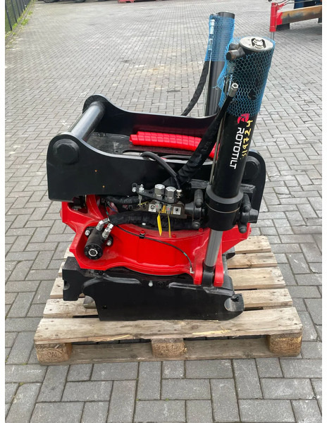ROTOTILT R8 | S80 | FULL SET | JOYSTICKS | NEW / UNUSED | ICS | LHV | ILS | SC - Rotor basculante para Maquinaria de construcción: foto 4 ROTOTILT R8 | S80 | FULL SET | JOYSTICKS | NEW / UNUSED | ICS | LHV | ILS | SC - Rotor basculante para Maquinaria de construcción: foto 4