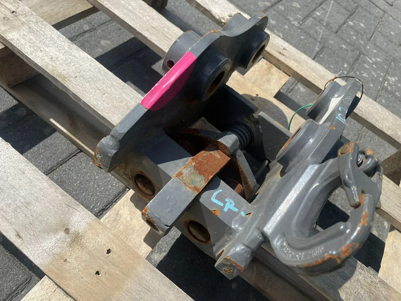 Cizalla de demolición para Maquinaria de construcción SMP S30 | HALF-AUTO QUICK COUPLER | SNELWISSEL | VOLVO EC18: foto 6