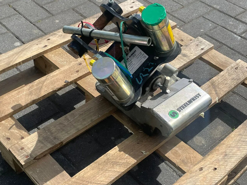 STEELWRIST TMX S30 -180HA | TILT QUICKCOUPLER | TILTING COUPLER | NEW - Rotor basculante para Maquinaria de construcción: foto 5 STEELWRIST TMX S30 -180HA | TILT QUICKCOUPLER | TILTING COUPLER | NEW - Rotor basculante para Maquinaria de construcción: foto 5