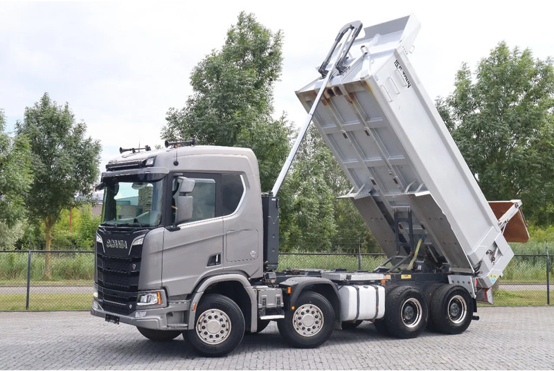 Scania R650 V8 NGS | 8X4 | FULL STEEL | RETARDER | BIG AXLES | EURO 6 - Camión volquete: foto 1 Scania R650 V8 NGS | 8X4 | FULL STEEL | RETARDER | BIG AXLES | EURO 6 - Camión volquete: foto 1
