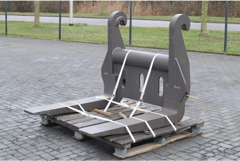 Volvo 91421 | STONE FORKS | VORKENBORD | GABEL | L150 - L220 - Horquillas para Equipo de manutención: foto 1 Volvo 91421 | STONE FORKS | VORKENBORD | GABEL | L150 - L220 - Horquillas para Equipo de manutención: foto 1